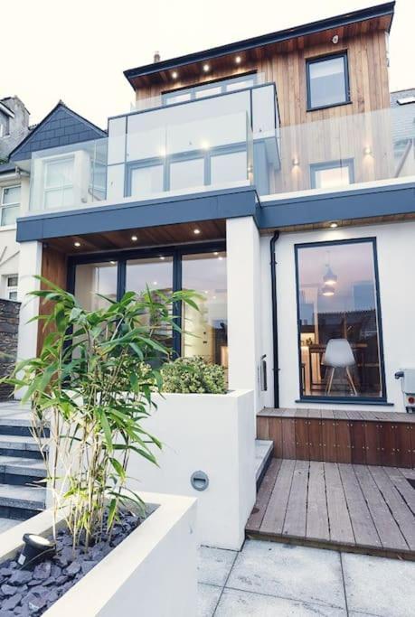 George24 - Spectacular, 5 Minutes To The Beach Newquay  Exterior photo